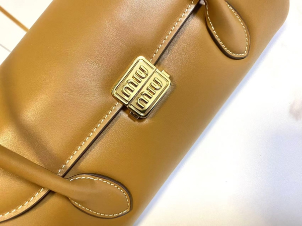 スーパーコピーブランドバッグ内部構造